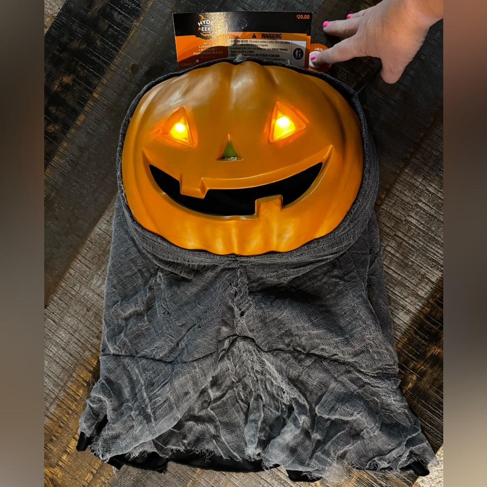 NWT Adult Light Up Goblin Pumpkin Jack-O-Lantern Mask Hyde and Eek Brand